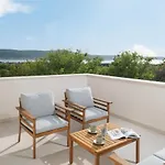 Casa Sorelle Sea View Infinity Heated Pool