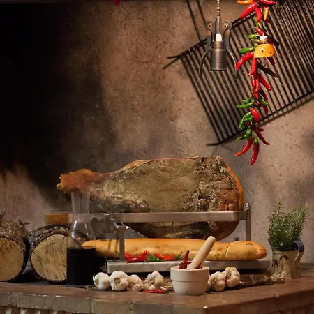 Casa Sorelle Sea View Infinity Heated Pool *