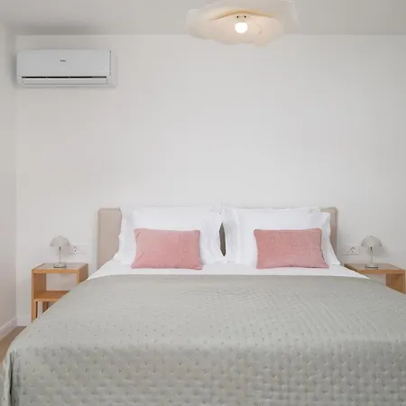 Casa Sorelle Sea View Infinity Heated Pool 别墅