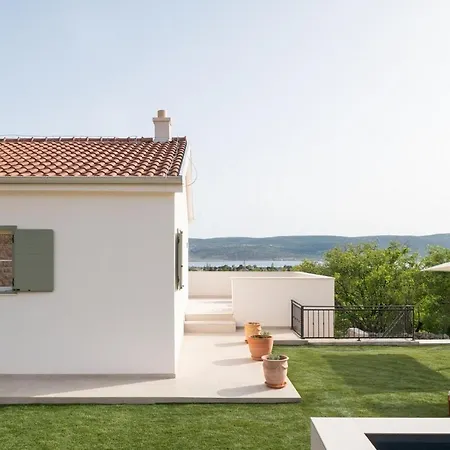 Casa Sorelle Sea View Infinity Heated Pool 塞利讷