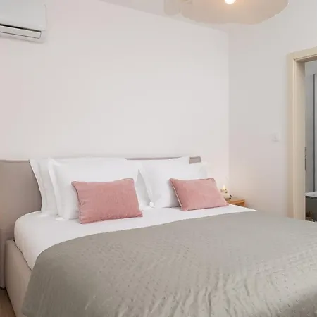Casa Sorelle Sea View Infinity Heated Pool * Seline