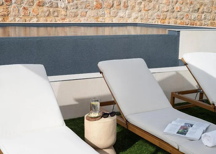 Casa Sorelle Sea View Infinity Heated Pool וילה סלינה