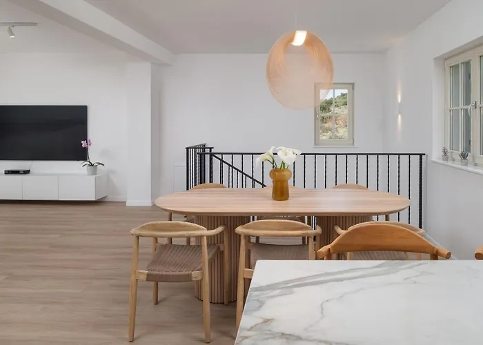 Casa Sorelle Sea View Infinity Heated Pool Villa Seline