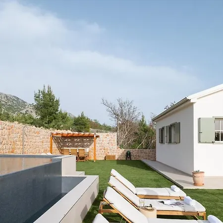 Casa Sorelle Sea View Infinity Heated Pool Villa Seline