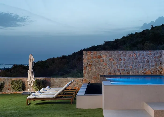 Casa Sorelle Sea View Infinity Heated Pool Вилла