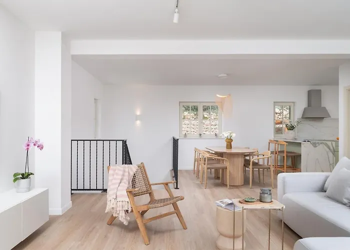 Casa Sorelle Sea View Infinity Heated Pool Селине